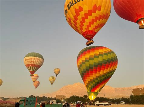 Unwind and Relax in the Sky with Magic Horizon Balloons